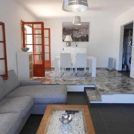 Villa Casa Mas Ros 6 *