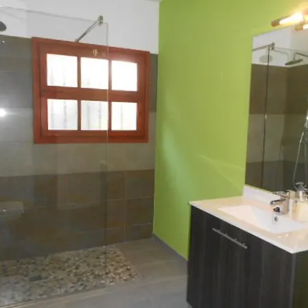 Casa Mas Ros 6 * Girona